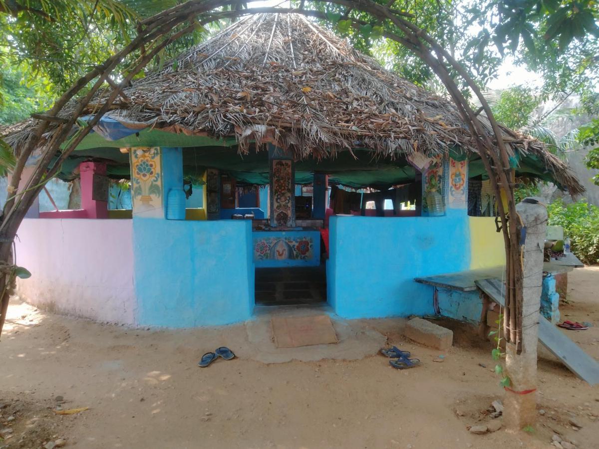 Goldengarden Cottages Hampi Exteriér fotografie